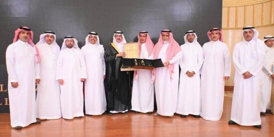 تعليم جدة يودّع الزهراني في ليلة وفاء وعرفان - لايف نيوز
