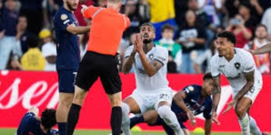 بوتافوجو يتصدر المجموعة الثانية بمونديال الأندية بفوزه على سان جيرمان 1-0 - لايف نيوز