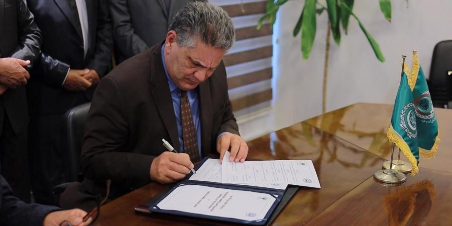 لاستضافة تدريبات فريق الكرة.. بروتوكول تعاون بين المصري والأكاديمية العربية للعلوم - لايف نيوز
