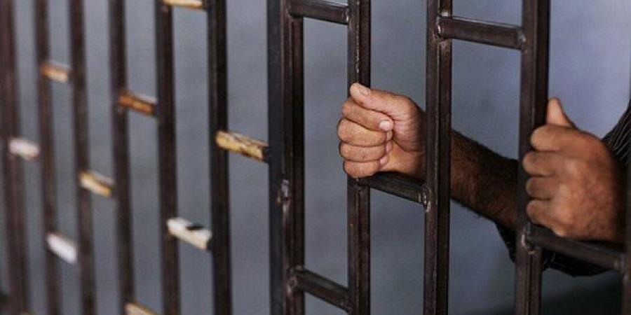 بعد ضبط مدير مطبعة.. الحبس والغرامة عقوبة التعدى على حقوق الملكية - لايف نيوز