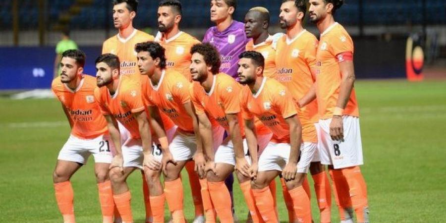 لاعبون من فاركو يدخلون حسابات الزمالك - لايف نيوز