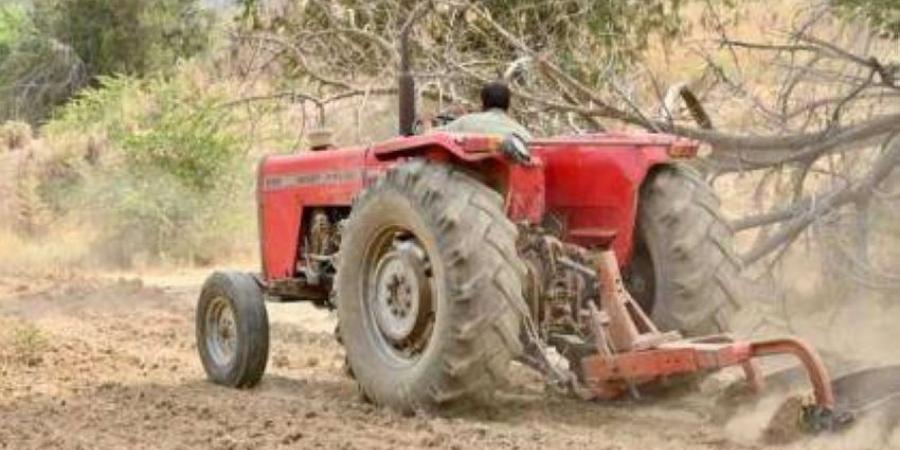 بيئة الباحة تُعيد حرث (858)م3 تضم (393) مزرعة بالمندق - لايف نيوز