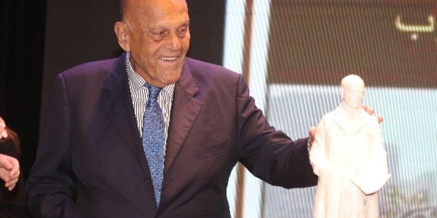 الثقافة تحتفي بالجراح مجدي يعقوب.. السير: أحب مصر كما أحب عملي.. عبد الغفار: رمز للتفاني والعطاء.. هنو : تمثاله يُجسد مسيرته الملهمة - لايف نيوز