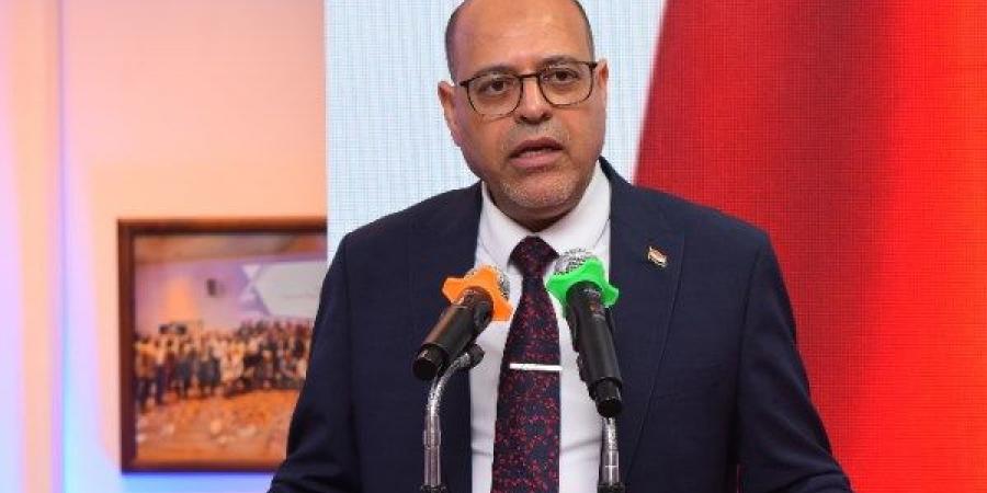 50 عقد عمل لذوي همم بالقاهرة.. و"مُهمات وقاية " للعاملين بمشروع المونوريل - لايف نيوز