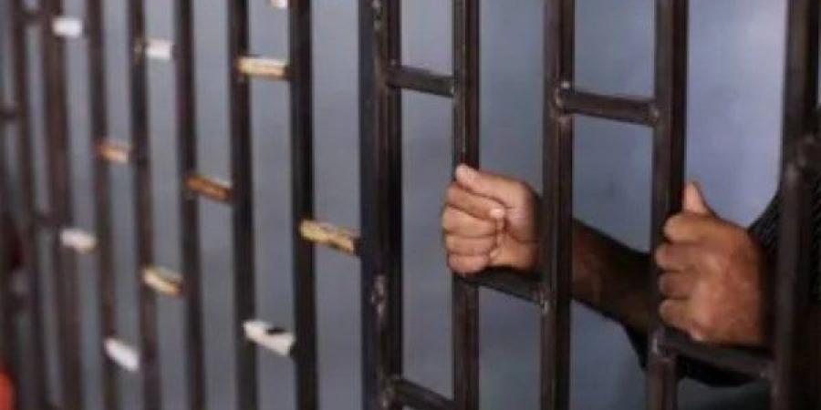 عقوبة نشر شائعات تستهدف إضعاف الثقة المالية بالدولة أو هيبتها وفقا للقانون - لايف نيوز