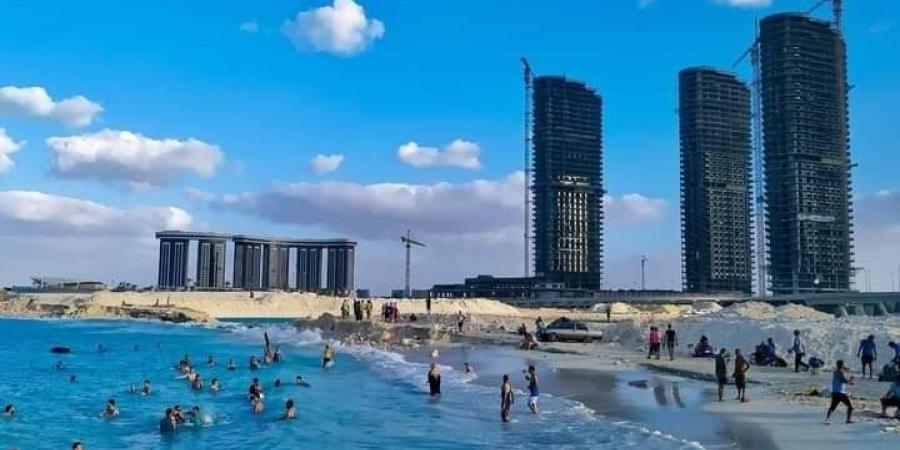 الحمصانى : خطة متكاملة لتحويل الساحل الشمالي إلى مجتمعات عمرانية واعدة - لايف نيوز