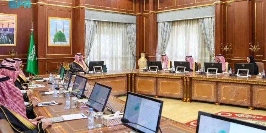 أمير المدينة: القيادة تدعم مسارات التنمية الشاملة بالمناطق - لايف نيوز