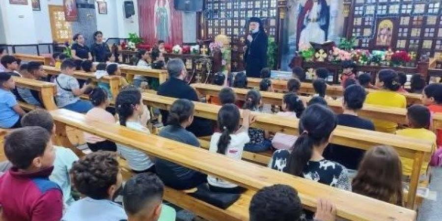 الكنيسة الأسقفية تنظم دورة تدريبية بالمنيا لبناء السلام بين الأديان المختلفة - لايف نيوز