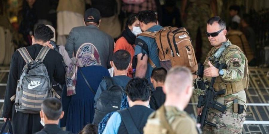 بريطانيا: آخر رحلة إجلاء من إسرائيل تغادر الأحد - لايف نيوز