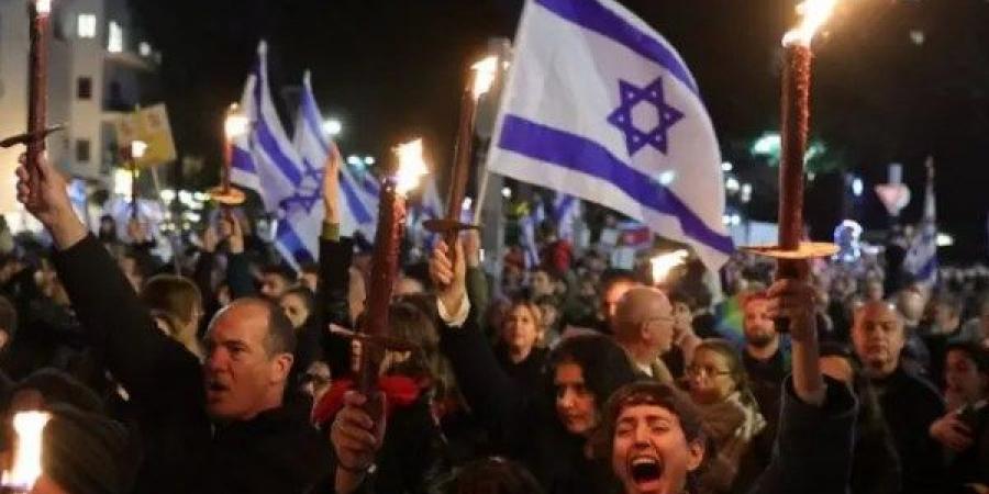تظاهرات في تل أبيب.. ومطالب بوقف الحرب وإعادة الأسرى - لايف نيوز