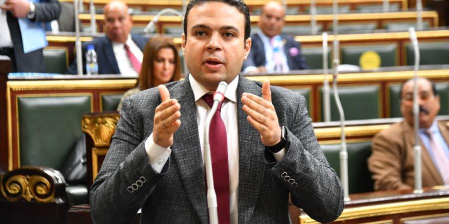 نائب: كرسي الوزارة زي كرسي الحلاق بييجي يوم يقولك نعيما - لايف نيوز