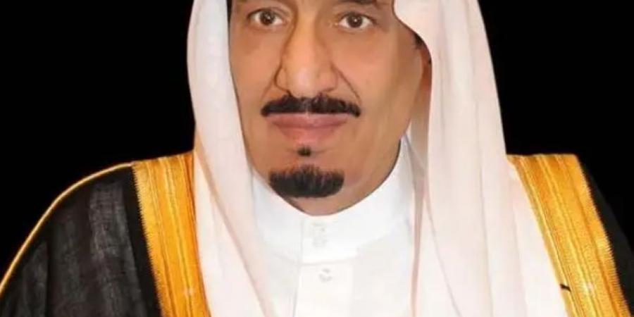 خادم الحرمين الشريفين يعزّي أمير دولة الكويت في وفاة الشيخ فهد صباح الناصر المبارك الصباح - لايف نيوز