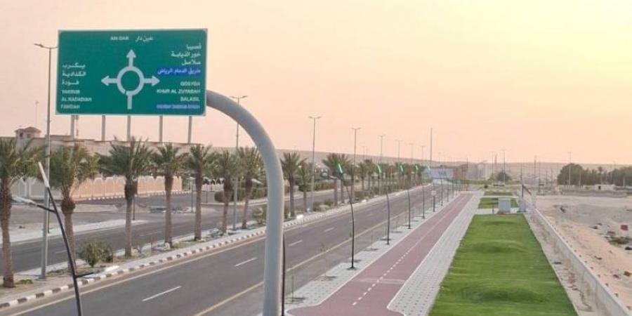 الانتهاء من آنشاء مضمار مشي رياضي في جوف بني هاجر - لايف نيوز