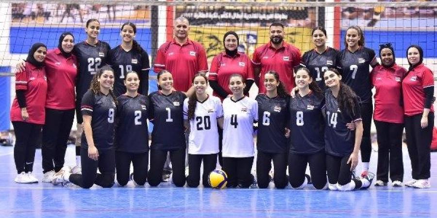 منتخب شابات الطائرة يغادر إلى كرواتيا للمشاركة ببطولة العالم تحت 19 سنة - لايف نيوز