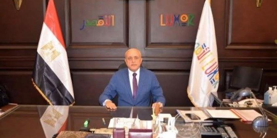 محافظ الأقصر يعتمد تنسيق القبول بمدارس الثانوي العام والمدارس الفنية - لايف نيوز