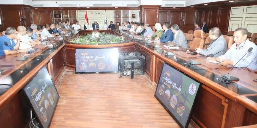 المواطن هو الهدف.. محافظ بني سويف يستعرض تفاصيل مشروع مجمع المواقف الجديد - لايف نيوز