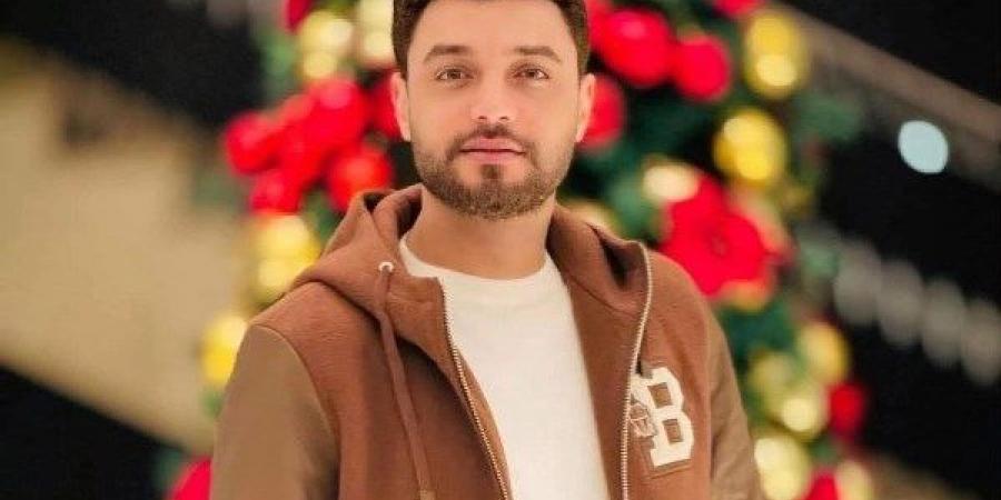 مصطفى كامل يعلن موعد عزاء أحمد عامر يوم الأحد بمسجد الحامدية الشاذلية - لايف نيوز