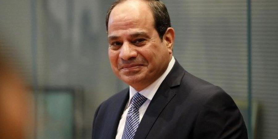 إشادة برلمانية بتدخل الرئيس بملف الإيجار القديم .. ومطالب بالحصول على الشقق المغلقة - لايف نيوز