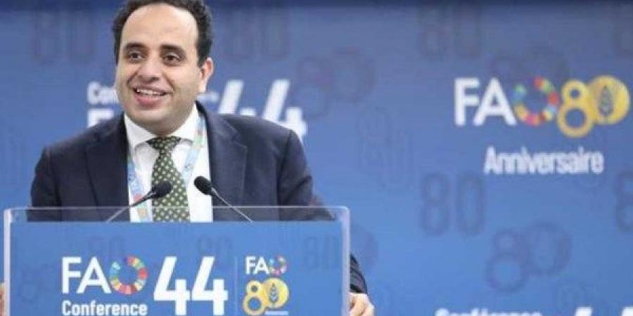 من هو مينا رزق أول مصري وأصغر رئيس لـ «الفاو»؟ - لايف نيوز