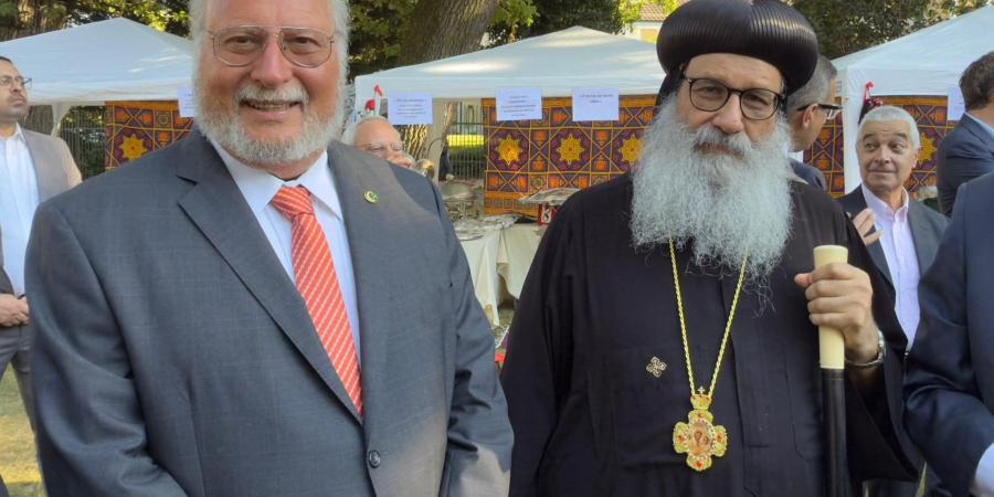 مشاركة الكنيسة القبطية في احتفال اليوم الوطني المصري بچنيڤ .. صور - لايف نيوز