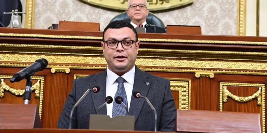 مصطفى هارب: تسليم مبنى الإسعاف وتنفيذ طرق الإسكان الاجتماعي بمدينة أخميم الجديدة - لايف نيوز