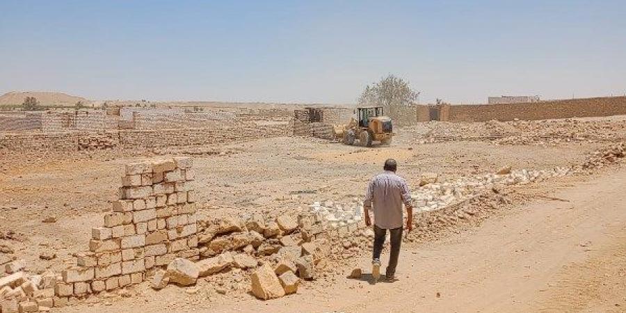 محافظ الأقصر يعتمد خريطة الحدود الإدارية الجديدة للمحافظة - لايف نيوز