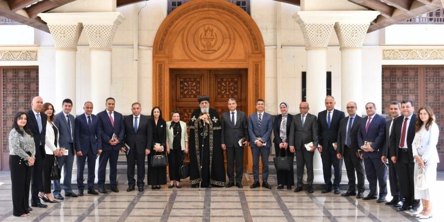 البابا تواضروس يستقبل عددًا من السفراء المصريين.. تفاصيل - لايف نيوز