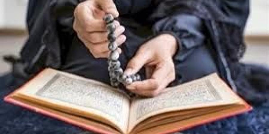 فضل سورة الفلق.. تنجيك من 7 مصائب يومية فلا تضيعها - لايف نيوز