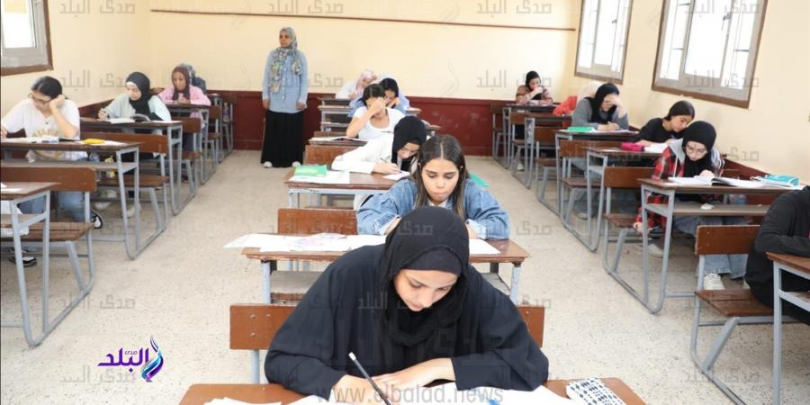 امتحانات الثانوية العامة 2025 | طلاب النظام القديم يؤدون الديناميكا اليوم - لايف نيوز