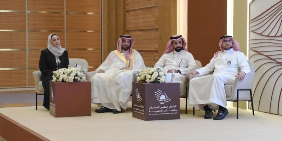 إمارات المناطق 5 يختتم فعالياته بمناقشة تجارب في تعزيز التنمية المستدامة - لايف نيوز